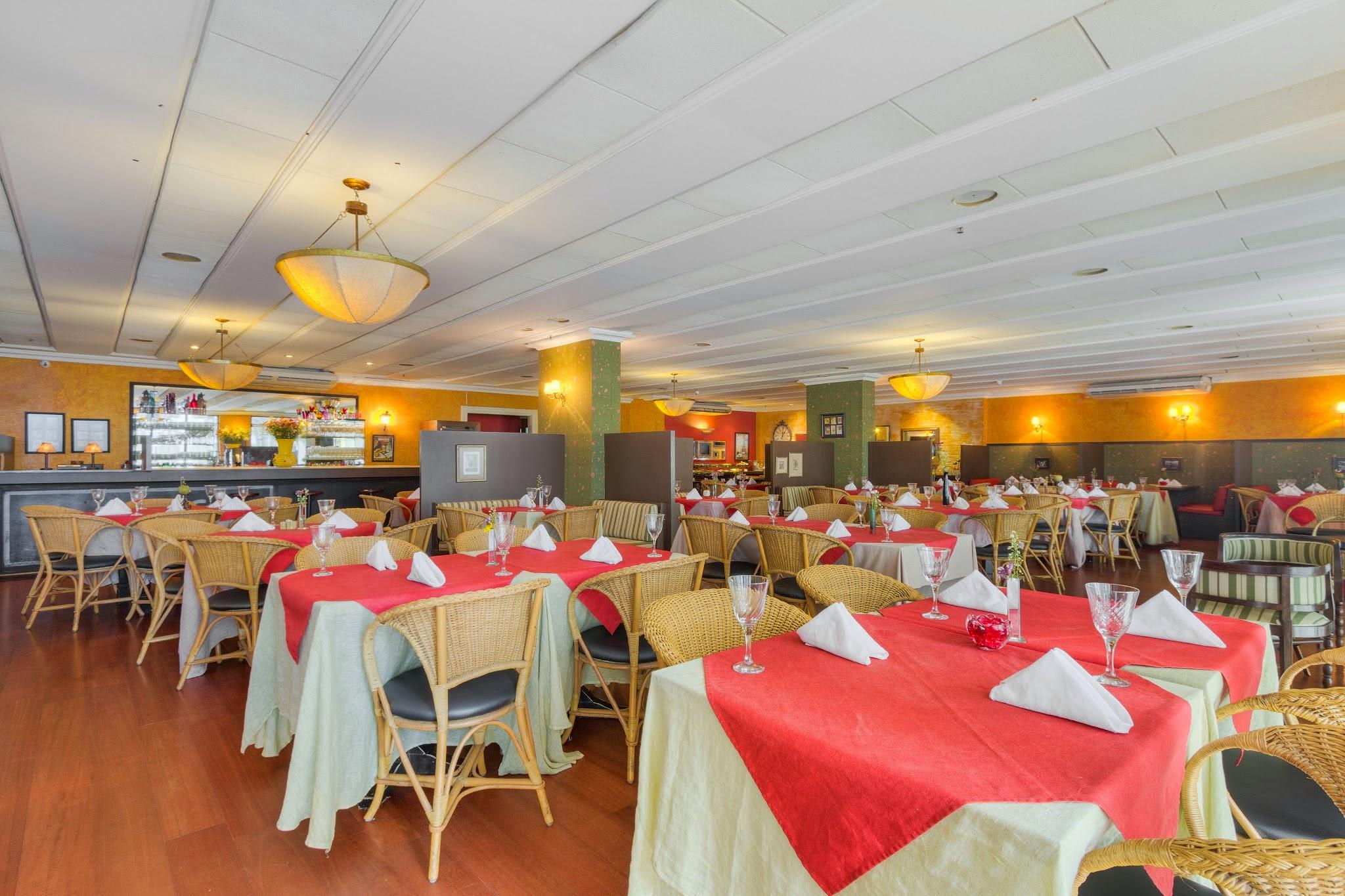 Tulip Inn Fortaleza Restoran gambar